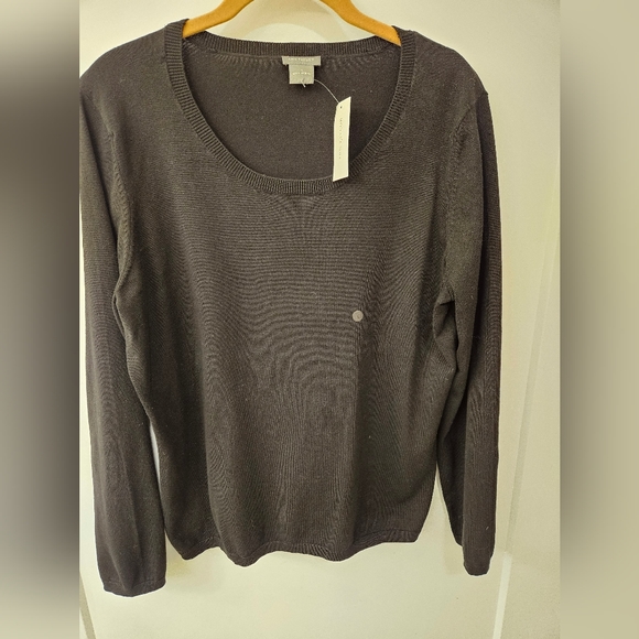 NWT - Silk Blend Ann Taylor Black Sweater - Size L - Picture 7 of 8